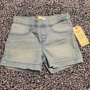 Levi's Pull On Shorty Short